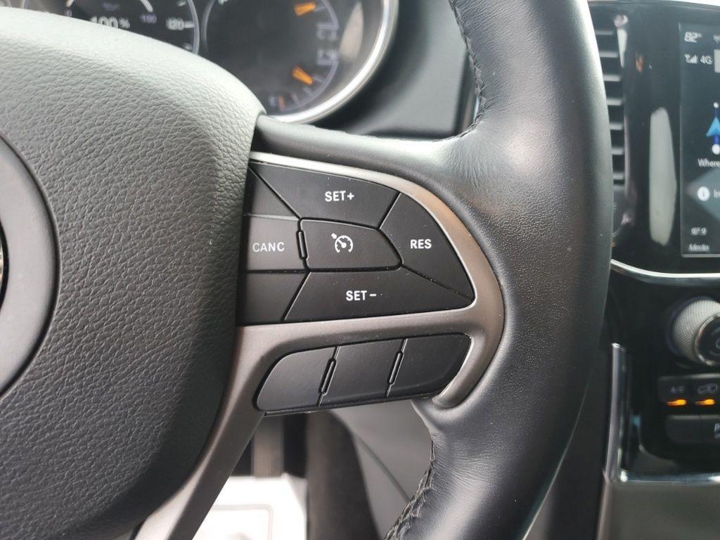 used 2022 Jeep Grand Cherokee WK car, priced at $19,498