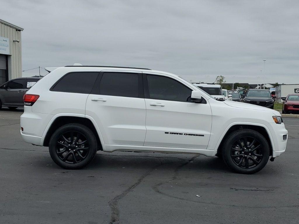 used 2022 Jeep Grand Cherokee WK car, priced at $19,498