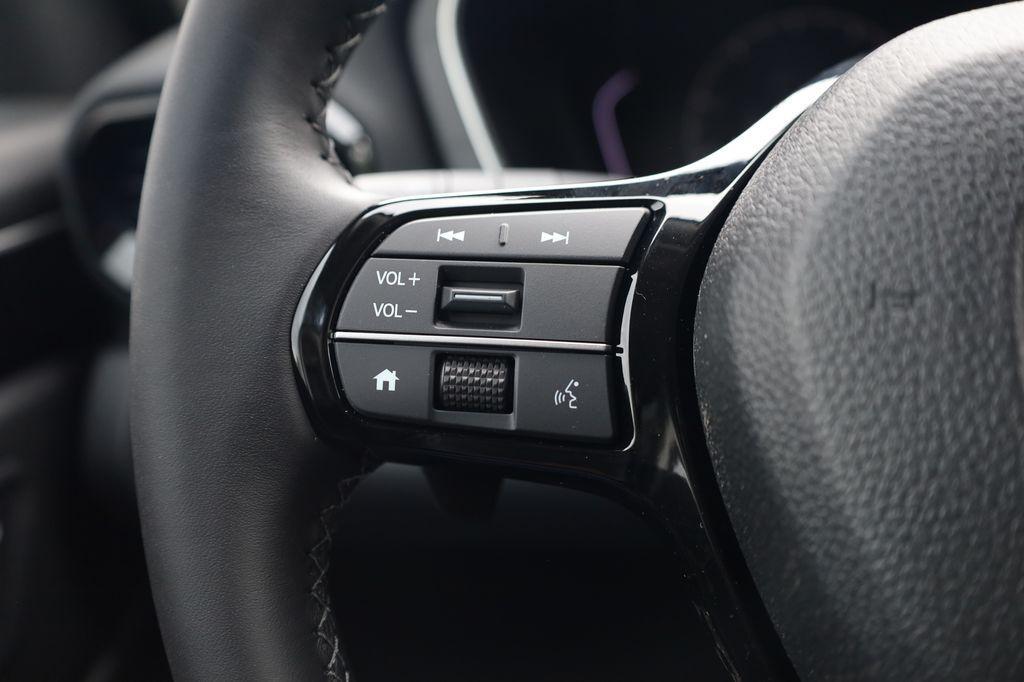 new 2025 Honda Pilot car, priced at $52,280