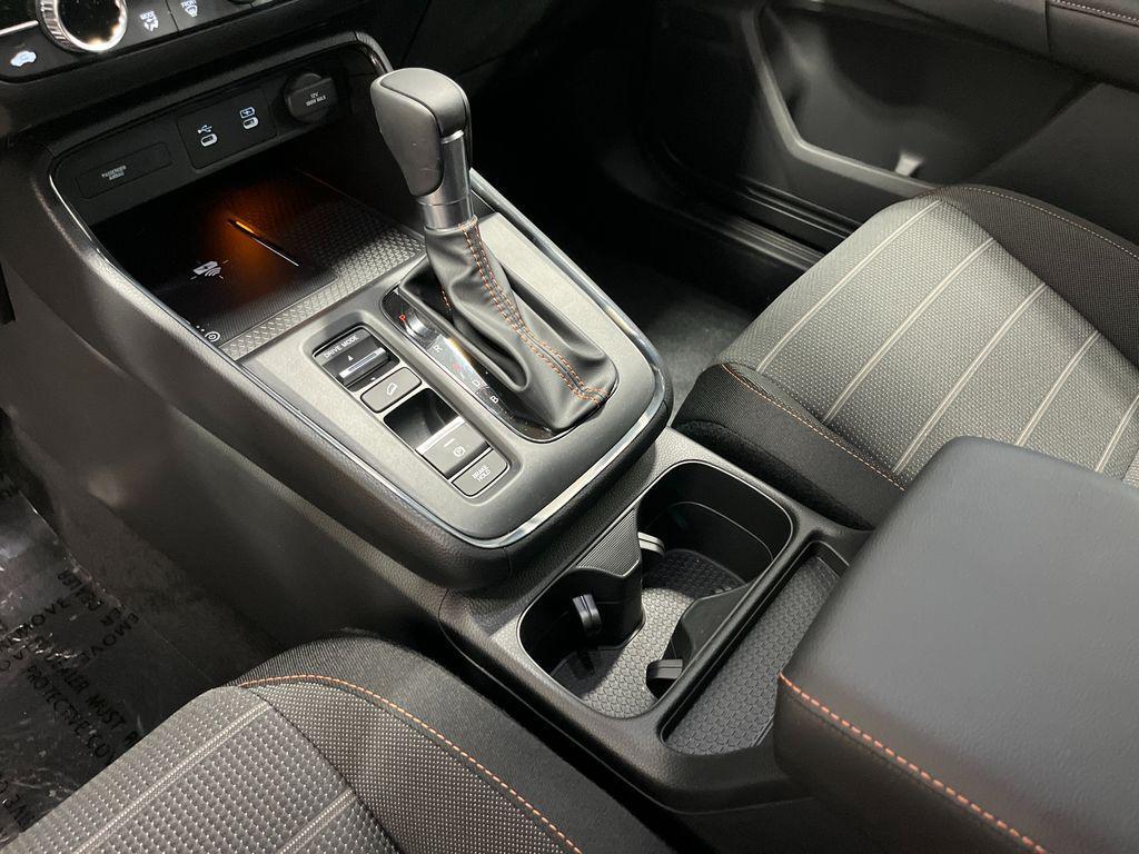 new 2026 Honda CR-V Hybrid car, priced at $40,195