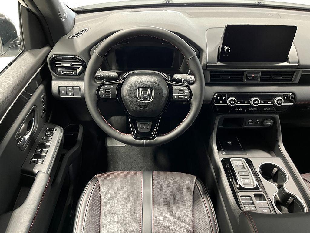 new 2025 Honda Pilot car, priced at $57,260