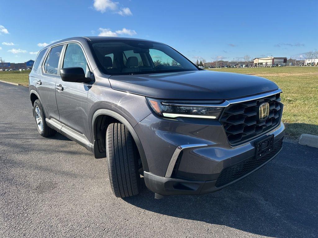used 2023 Honda Pilot car, priced at $32,998