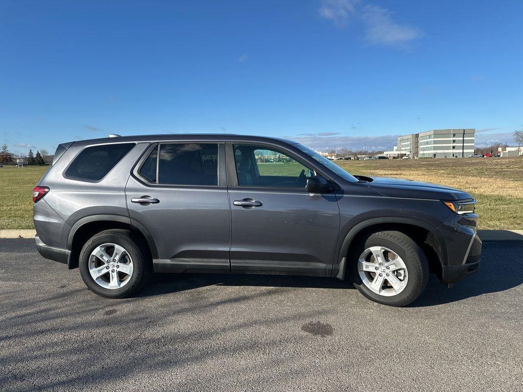 used 2023 Honda Pilot car, priced at $32,998