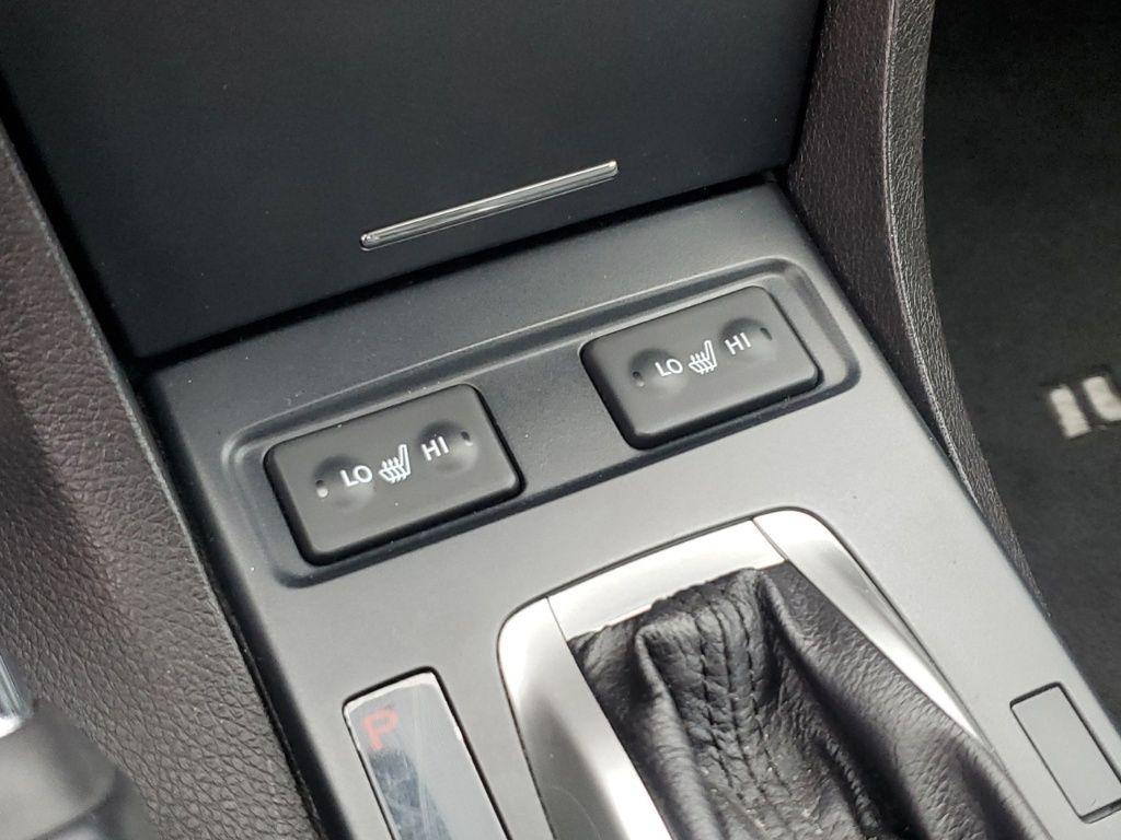 used 2016 Acura ILX car, priced at $13,500