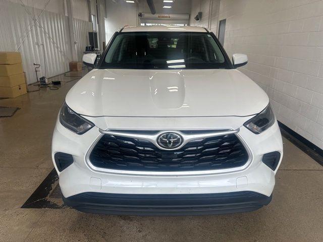 used 2021 Toyota Highlander car, priced at $28,954