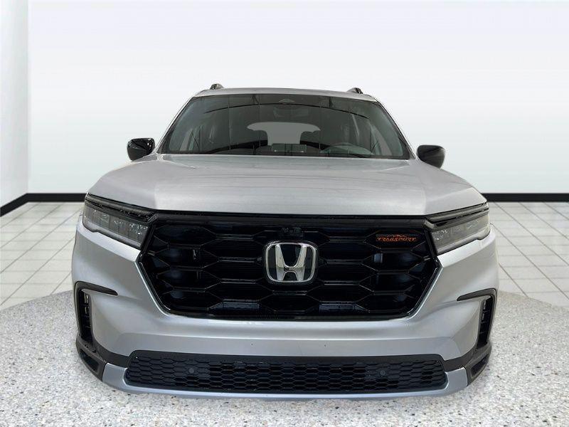 new 2025 Honda Pilot car, priced at $50,495