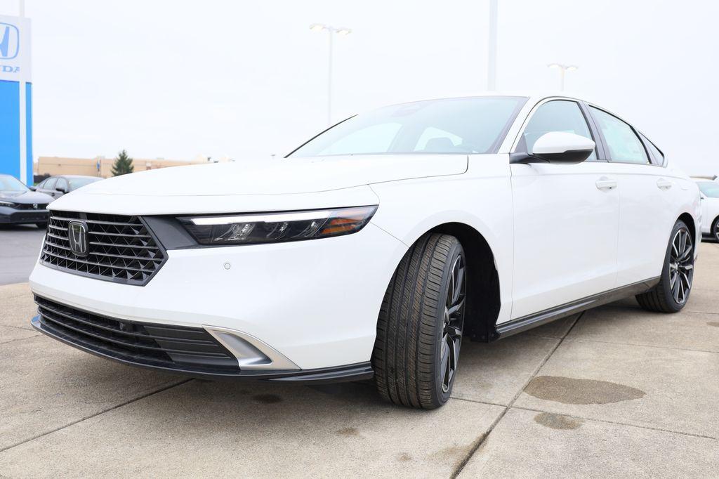 new 2025 Honda Accord Hybrid car, priced at $40,905
