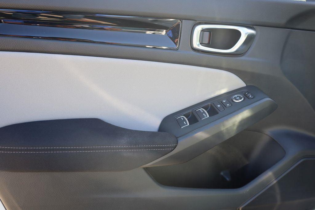 new 2026 Honda Civic Hybrid car, priced at $32,100