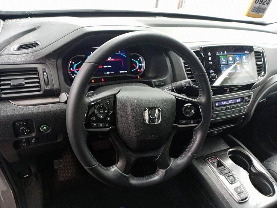 used 2022 Honda Pilot car, priced at $27,194