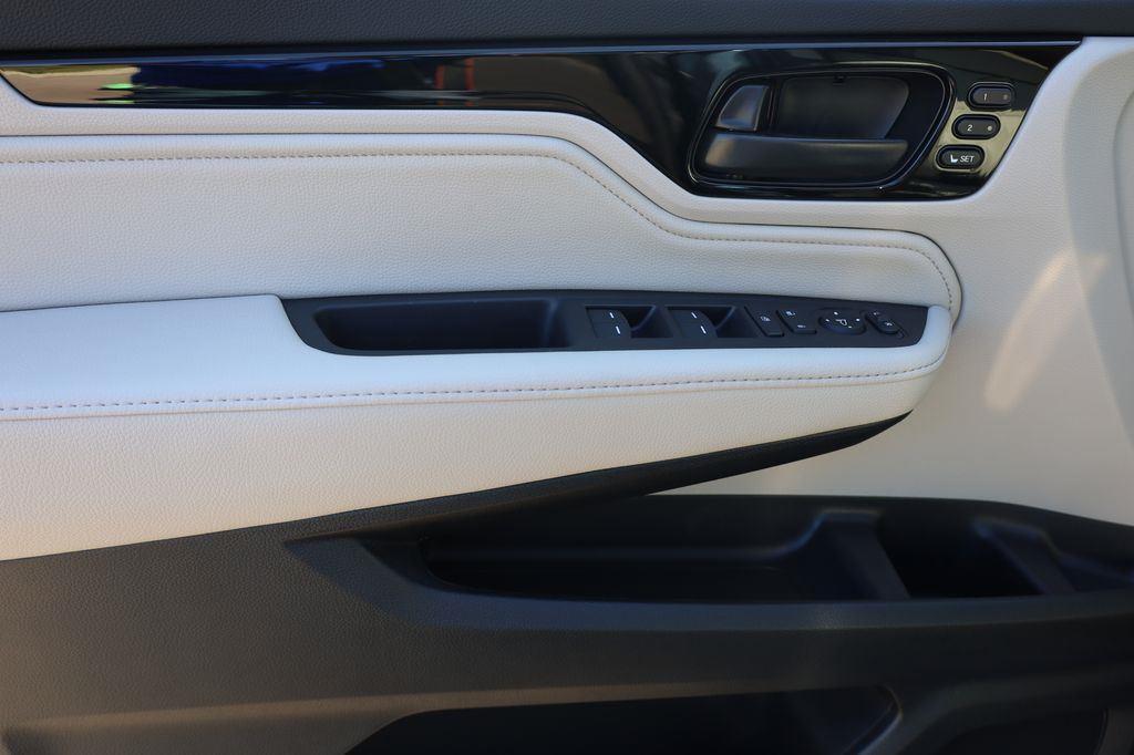 new 2026 Honda Odyssey car, priced at $48,990