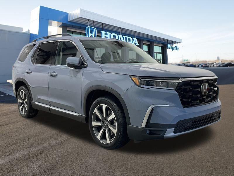 new 2025 Honda Pilot car, priced at $55,760