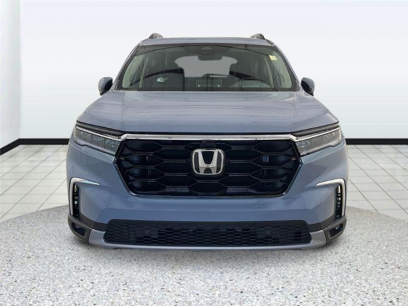 new 2025 Honda Pilot car, priced at $55,760