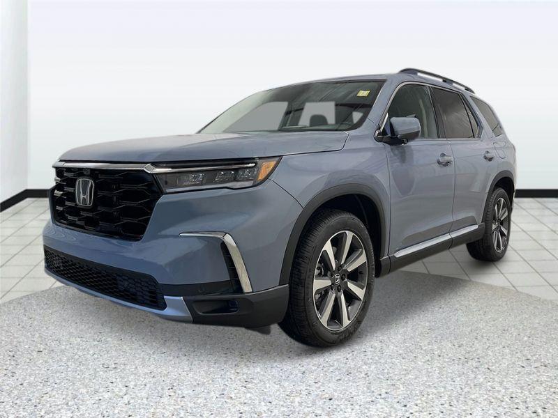 new 2025 Honda Pilot car, priced at $55,760