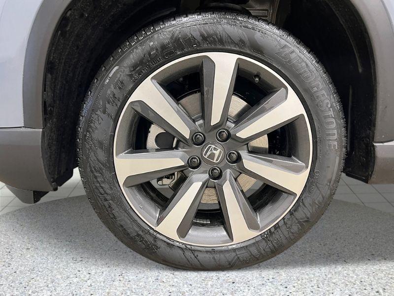 new 2025 Honda Pilot car, priced at $51,550