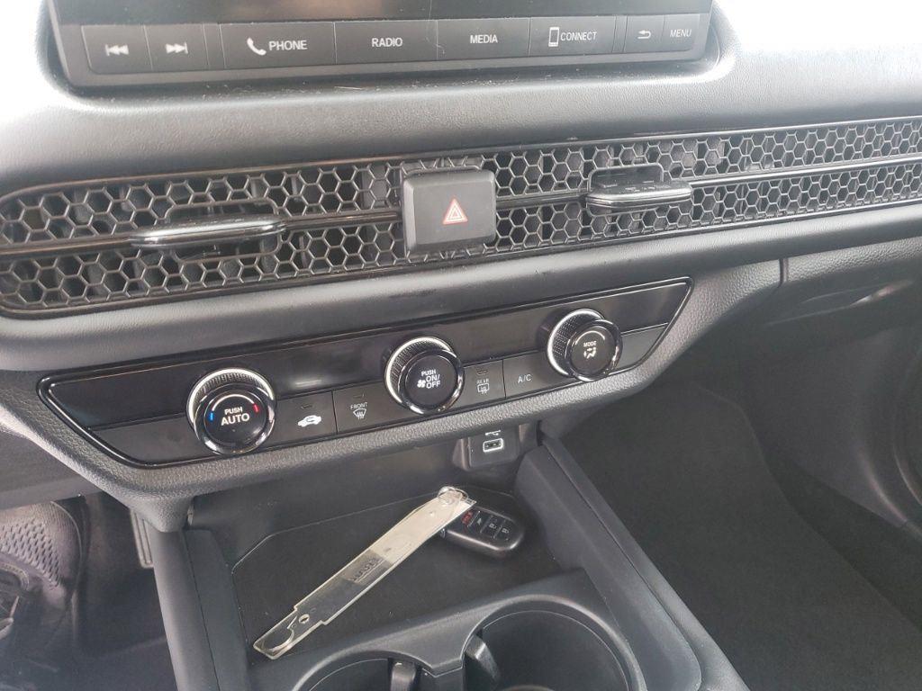 used 2025 Honda HR-V car, priced at $24,997