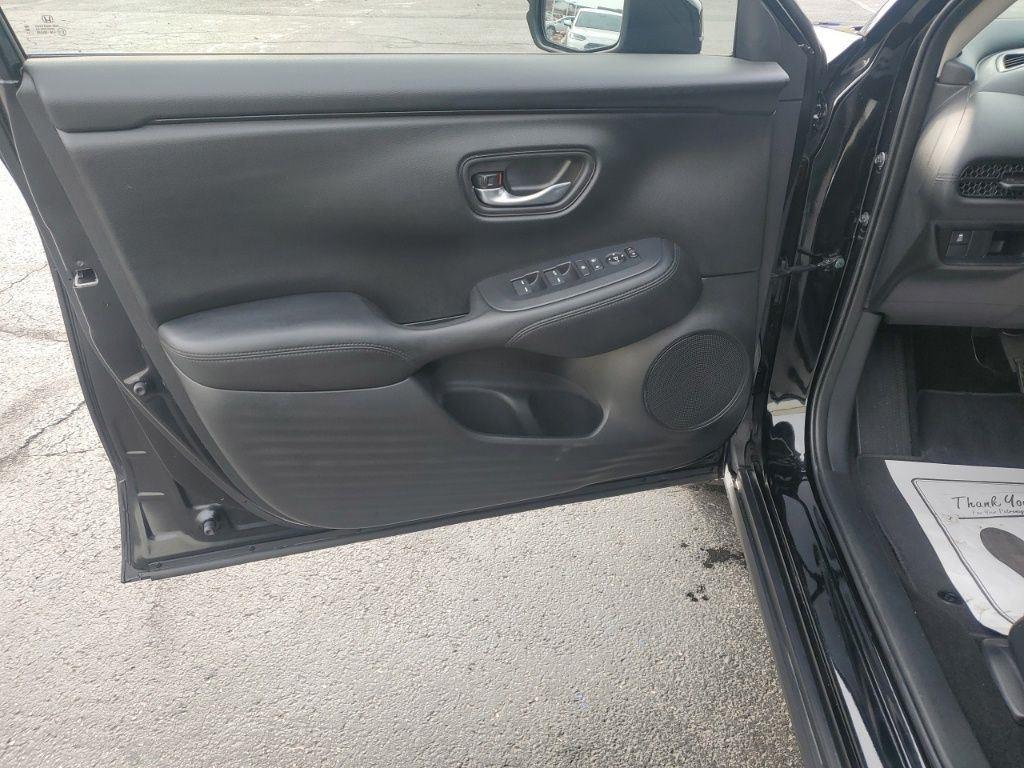 used 2025 Honda HR-V car, priced at $24,997