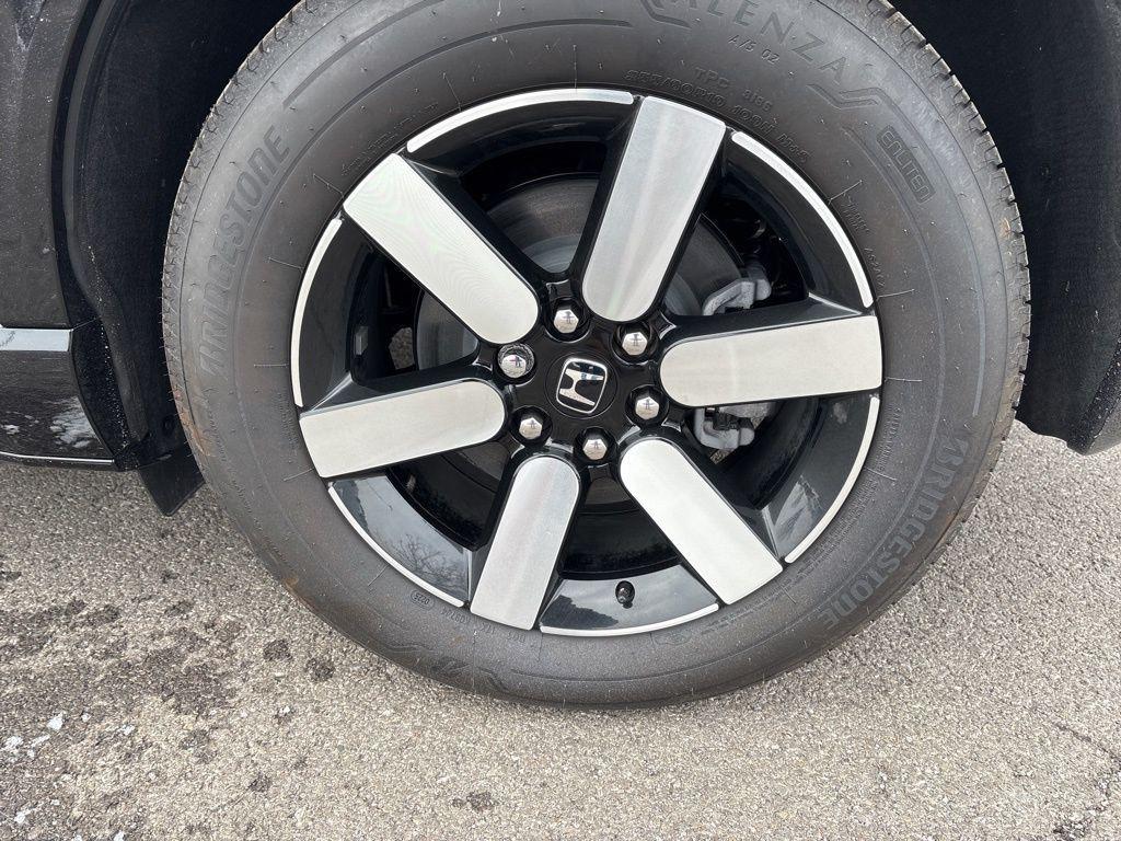 used 2025 Honda Prologue car, priced at $31,998