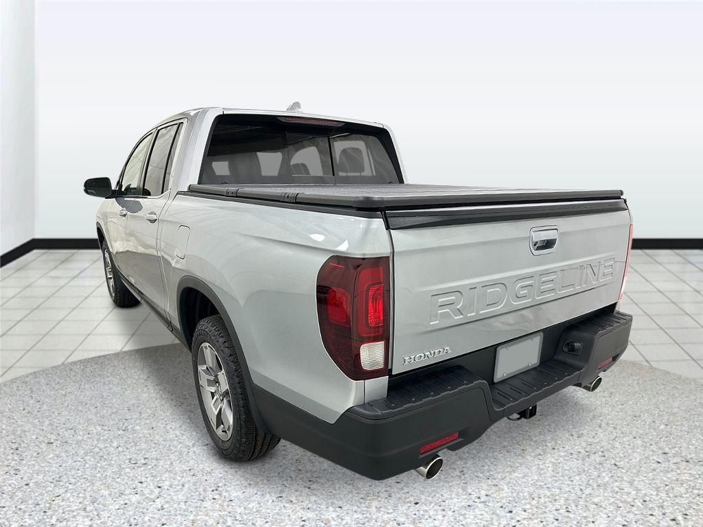 new 2025 Honda Ridgeline car, priced at $46,075