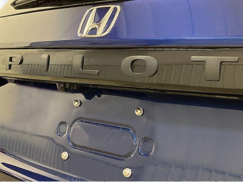 new 2025 Honda Pilot car, priced at $43,695