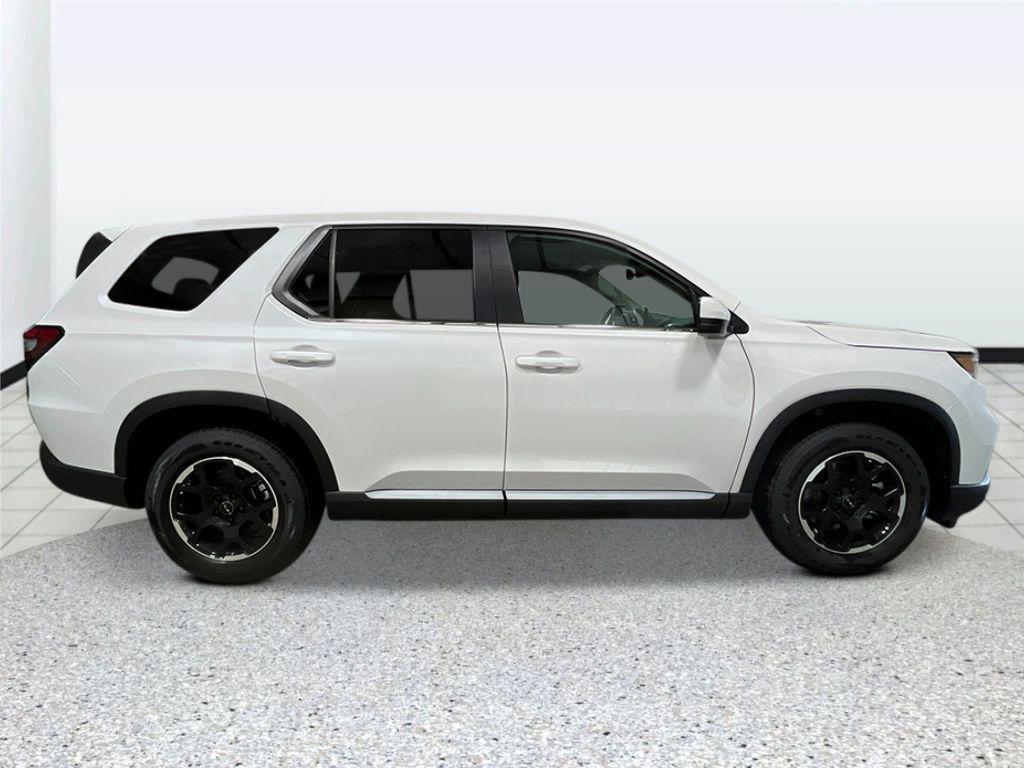 new 2025 Honda Pilot car, priced at $49,405