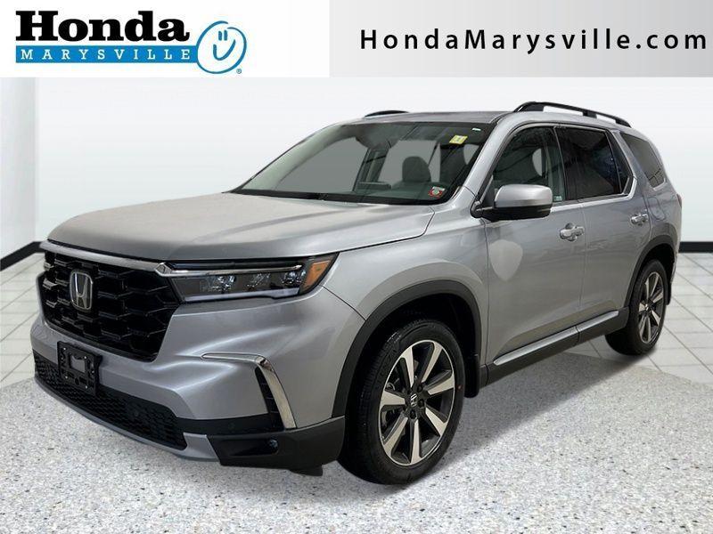 new 2025 Honda Pilot car, priced at $51,050