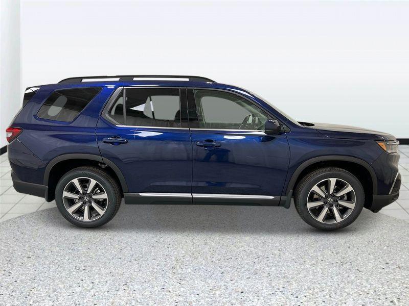 new 2025 Honda Pilot car, priced at $50,995