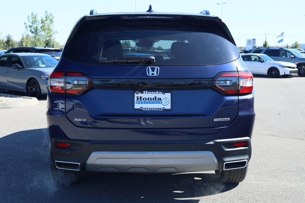 new 2025 Honda Pilot car, priced at $51,825