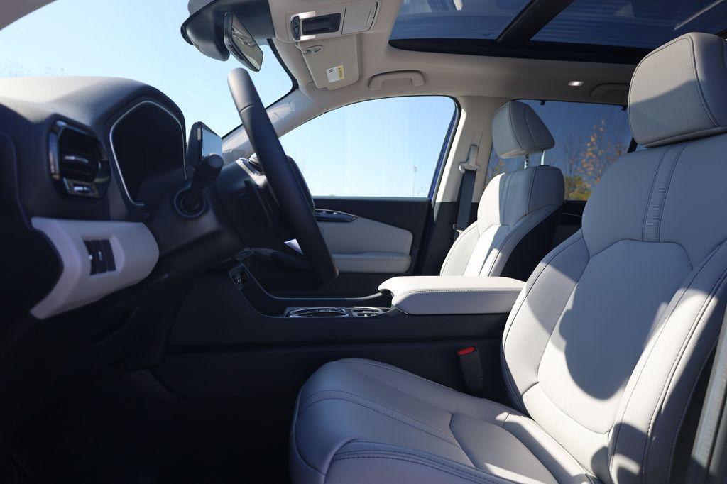 new 2025 Honda Pilot car, priced at $51,825