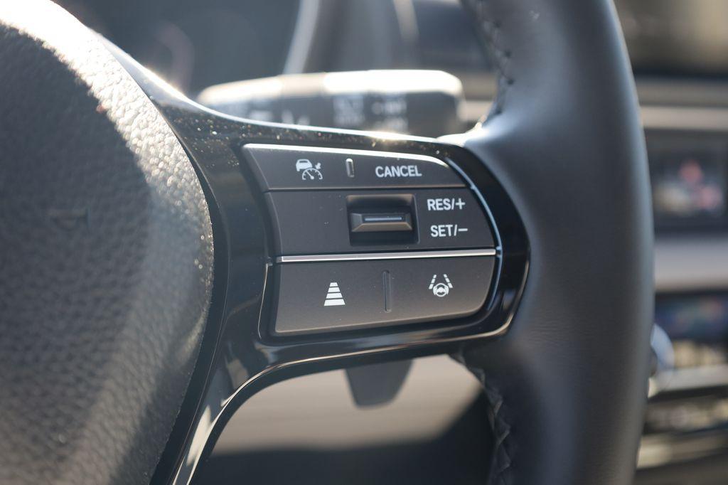 new 2025 Honda Pilot car, priced at $51,825