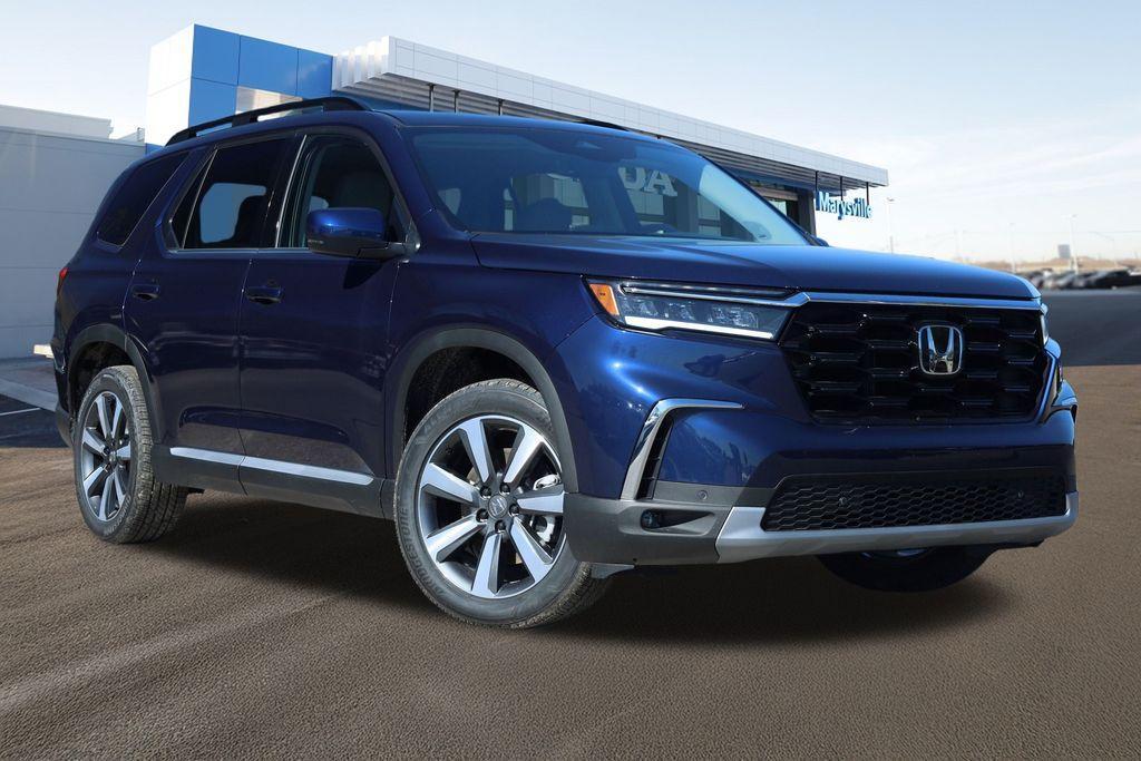 new 2025 Honda Pilot car, priced at $51,825