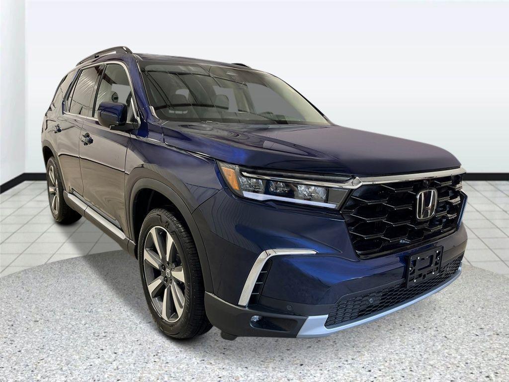 new 2025 Honda Pilot car, priced at $54,530