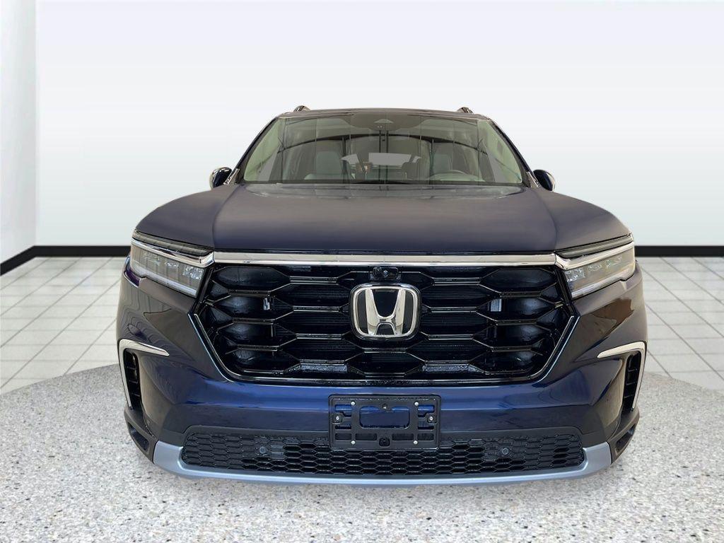 new 2025 Honda Pilot car, priced at $54,530