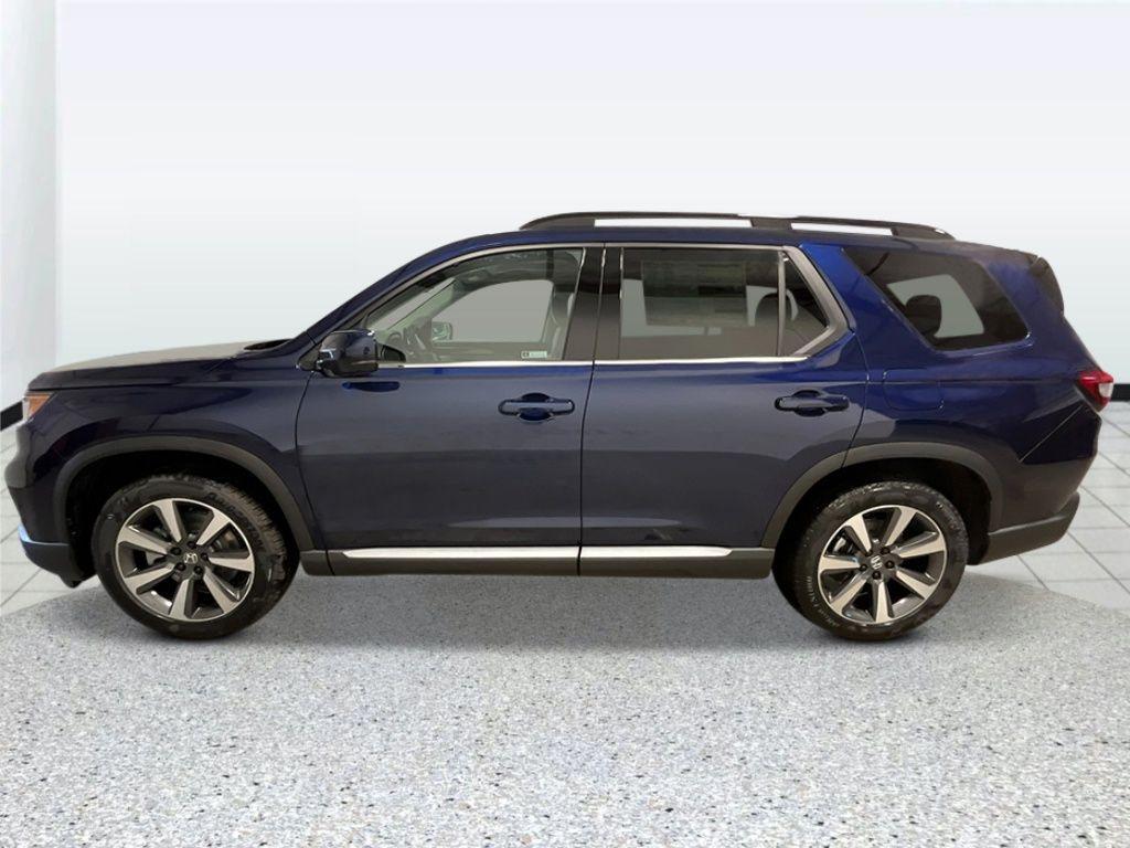 new 2025 Honda Pilot car, priced at $54,530