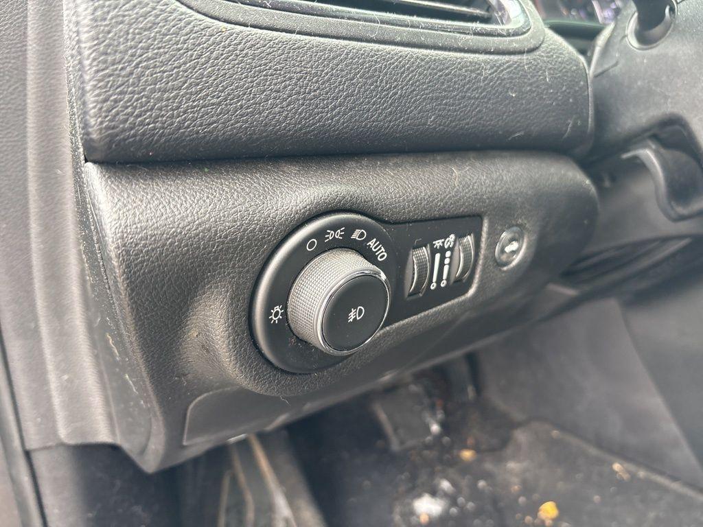 used 2016 Chrysler 200 car, priced at $6,997