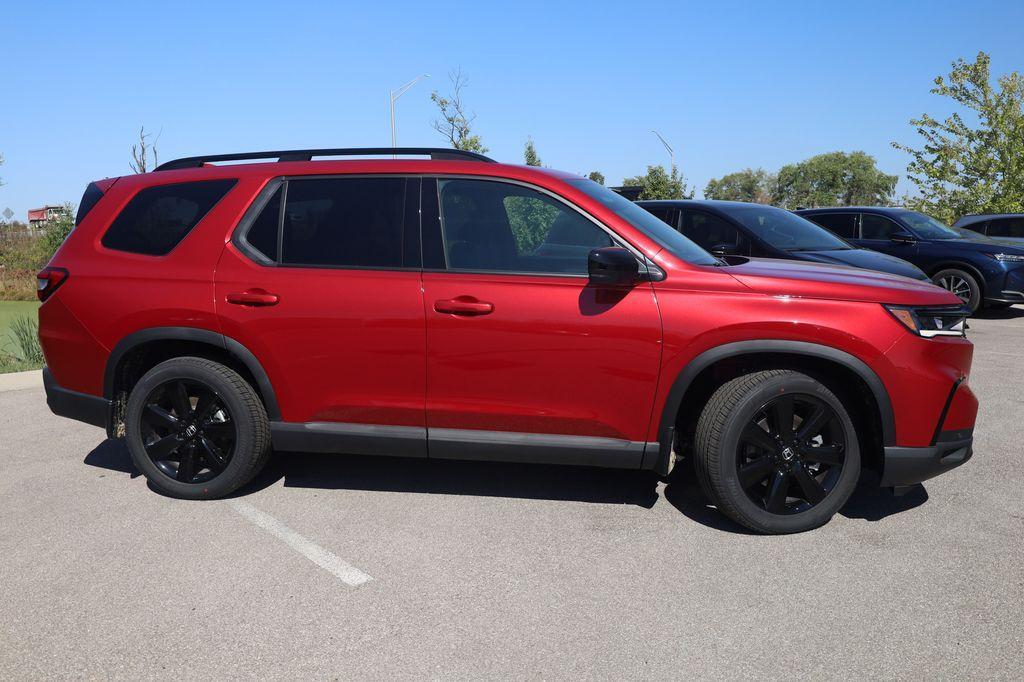new 2025 Honda Pilot car, priced at $56,530