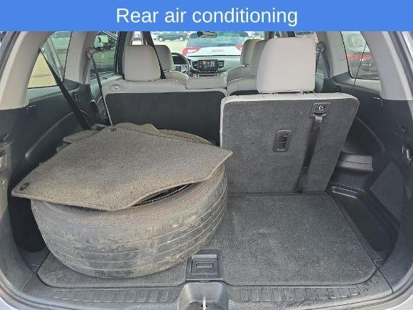used 2022 Honda Pilot car, priced at $28,400