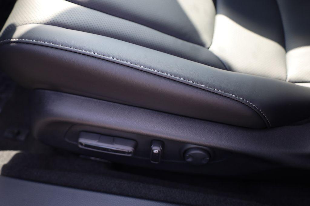 new 2025 Honda Accord Hybrid car, priced at $36,980