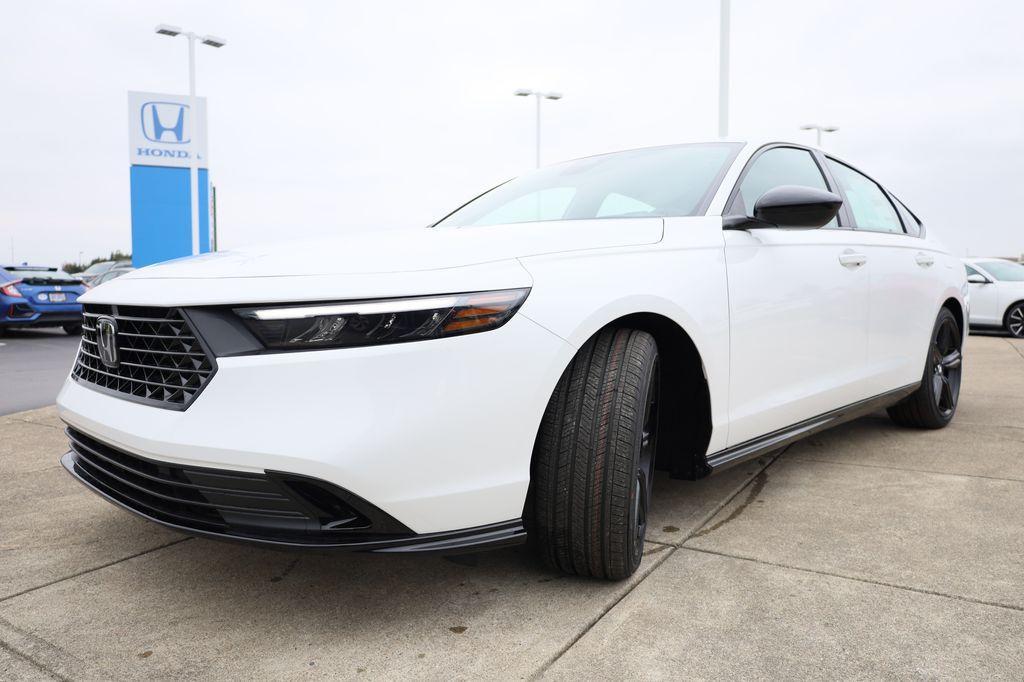 new 2025 Honda Accord Hybrid car, priced at $36,980