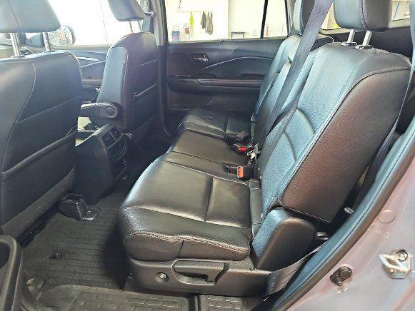 used 2022 Honda Pilot car, priced at $27,986