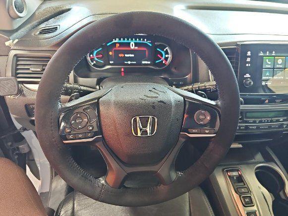 used 2022 Honda Pilot car, priced at $27,986