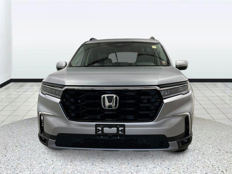 new 2025 Honda Pilot car, priced at $50,995