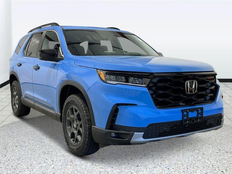 new 2025 Honda Pilot car, priced at $51,305