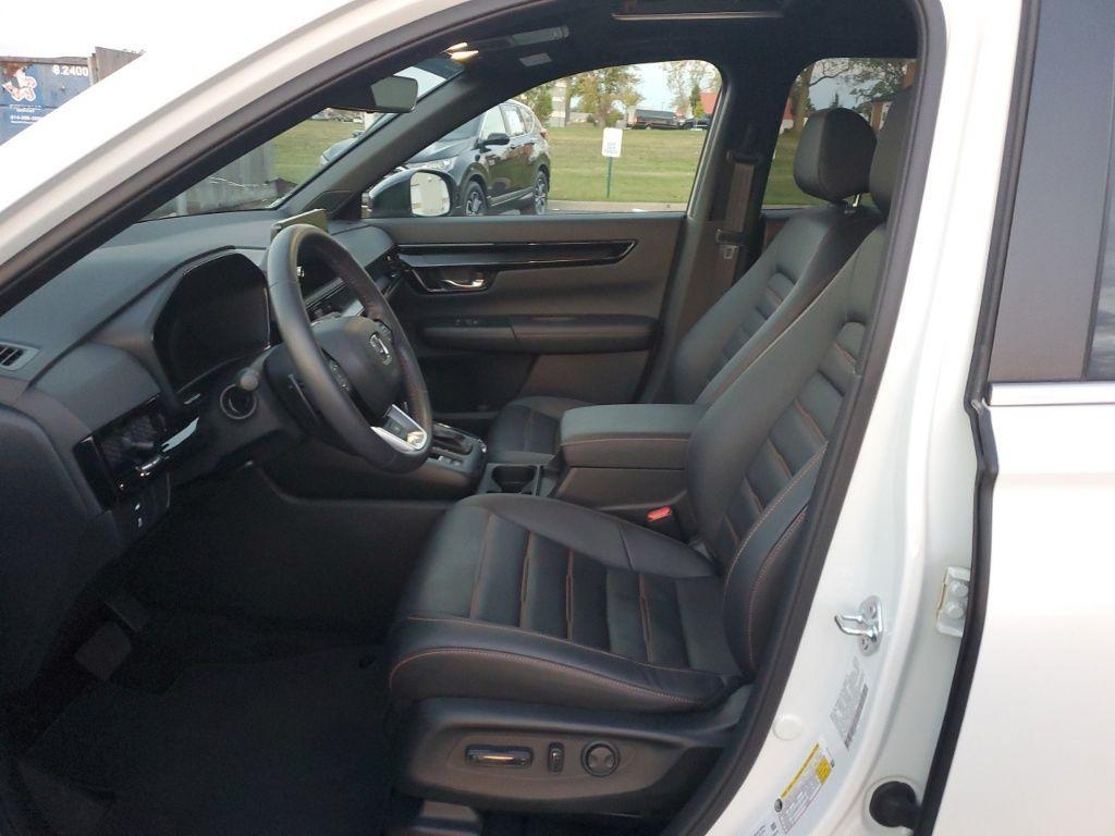 used 2024 Honda CR-V Hybrid car, priced at $33,997