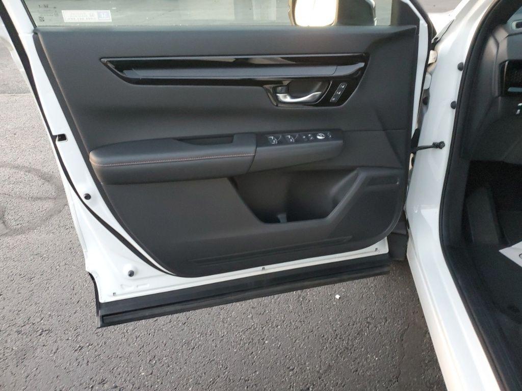 used 2024 Honda CR-V Hybrid car, priced at $33,997