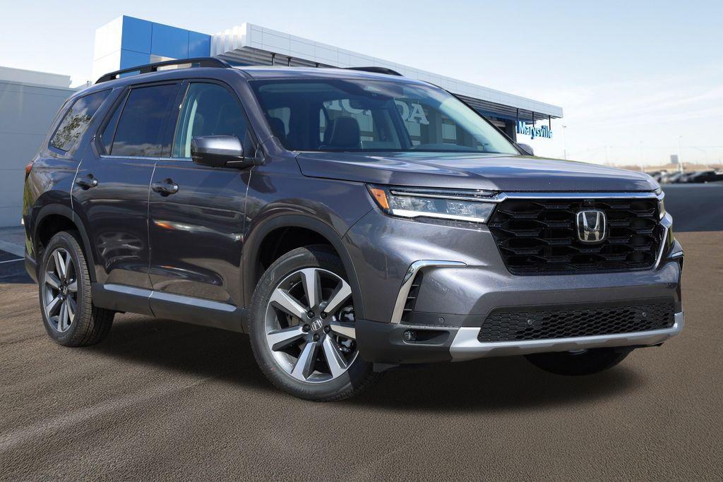 new 2025 Honda Pilot car, priced at $54,575