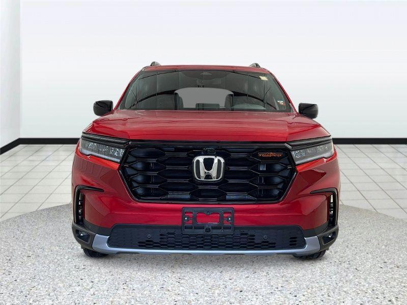 new 2025 Honda Pilot car, priced at $51,250