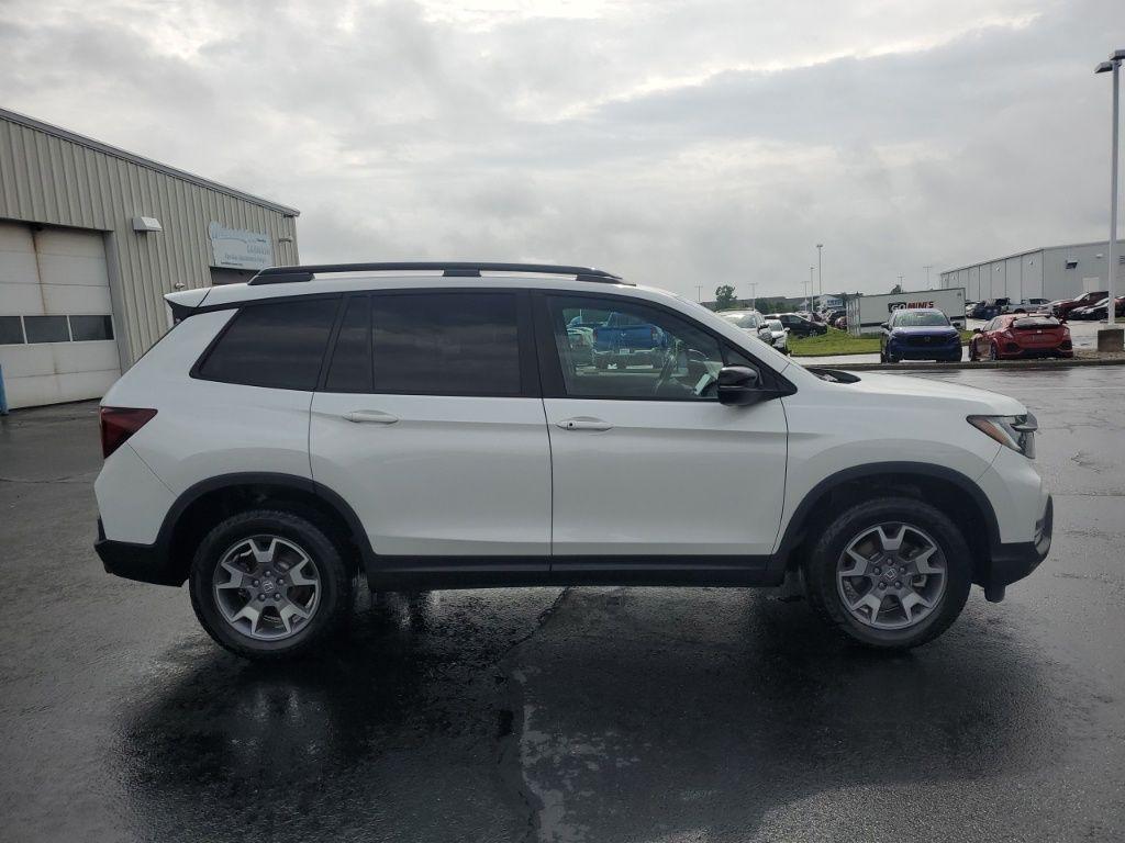 used 2022 Honda Passport car, priced at $32,255