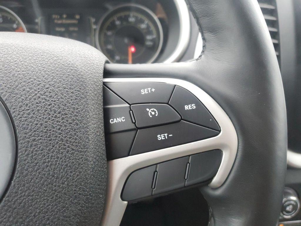 used 2018 Jeep Cherokee car, priced at $10,997