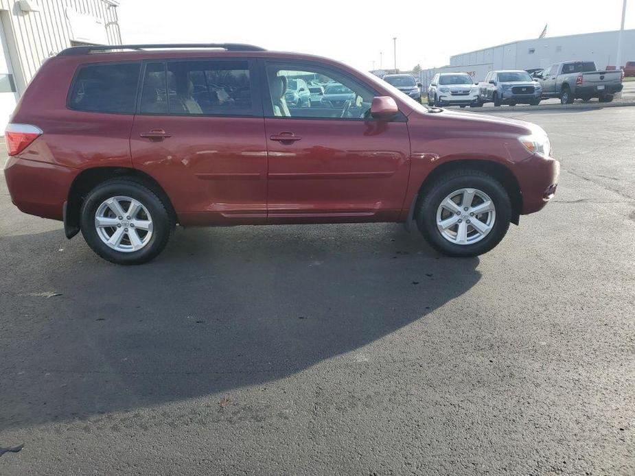 used 2010 Toyota Highlander car, priced at $8,569