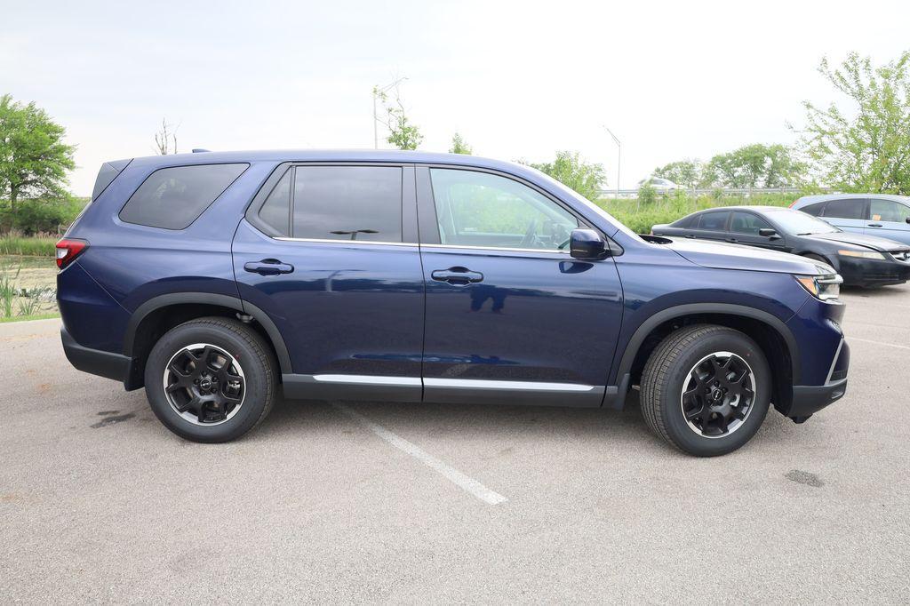 new 2025 Honda Pilot car, priced at $47,095